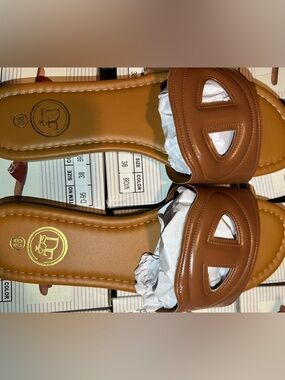Women’s Slide Sandals Size 8 – 3 for $50 Deal 🔥